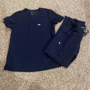 Figs womens scrub set